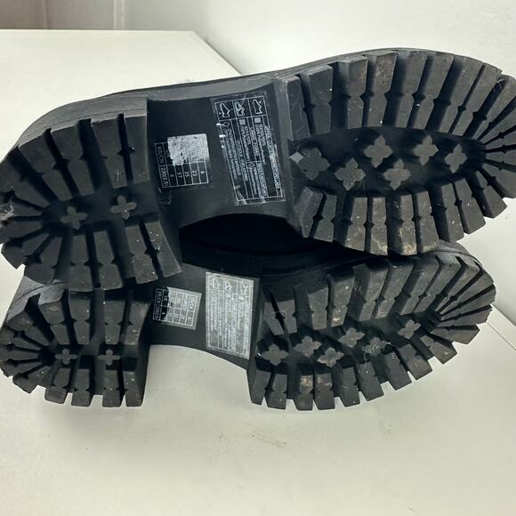 Forever 21 Womens Lace-Up Chunky Heel Fleece Faux Suede Black/Beige Booties 6 - Picture 7 of 10